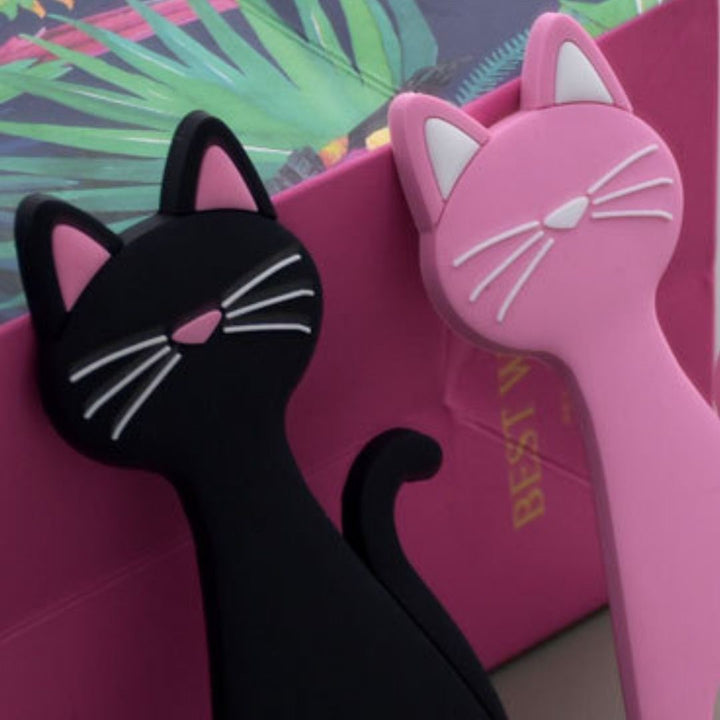 雑貨 その他 | 猫モチーフ シリコン持ち手の栓抜き（全2色・磁石付き）