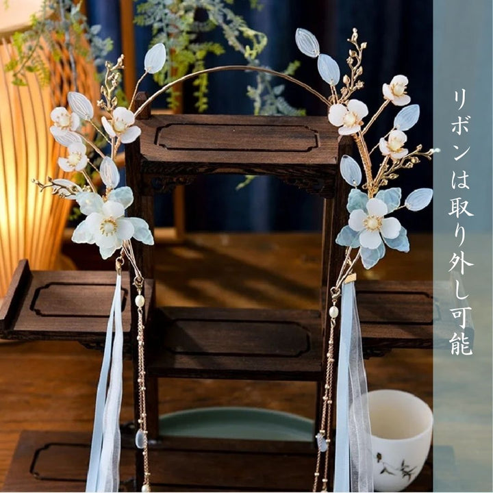 ヘアアクセサリー | 淡い青の花 ヘアアクセサリー - シンプルオリエンタルデザイン