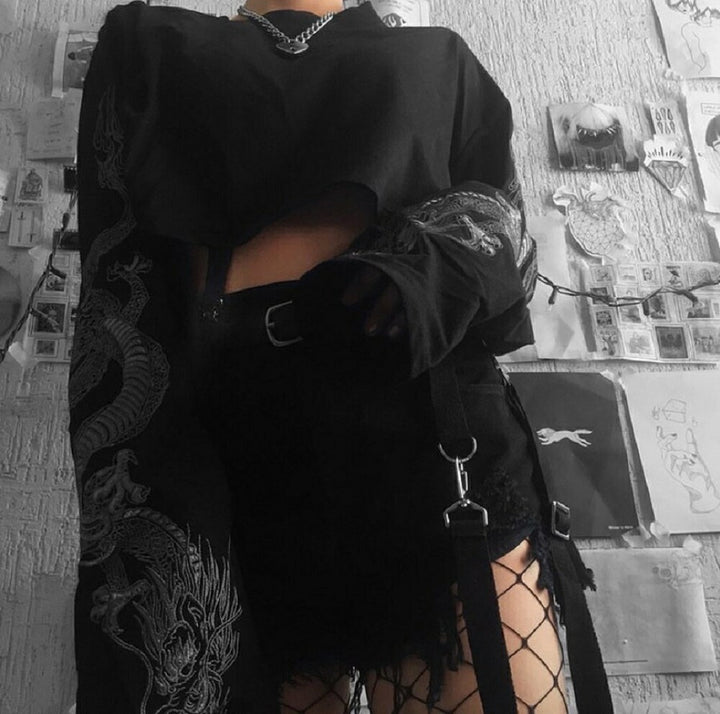 シャツ 女性 | ドラゴン柄クロップトップ 長袖・オーバーサイズ【ヒップホップ/原宿系】