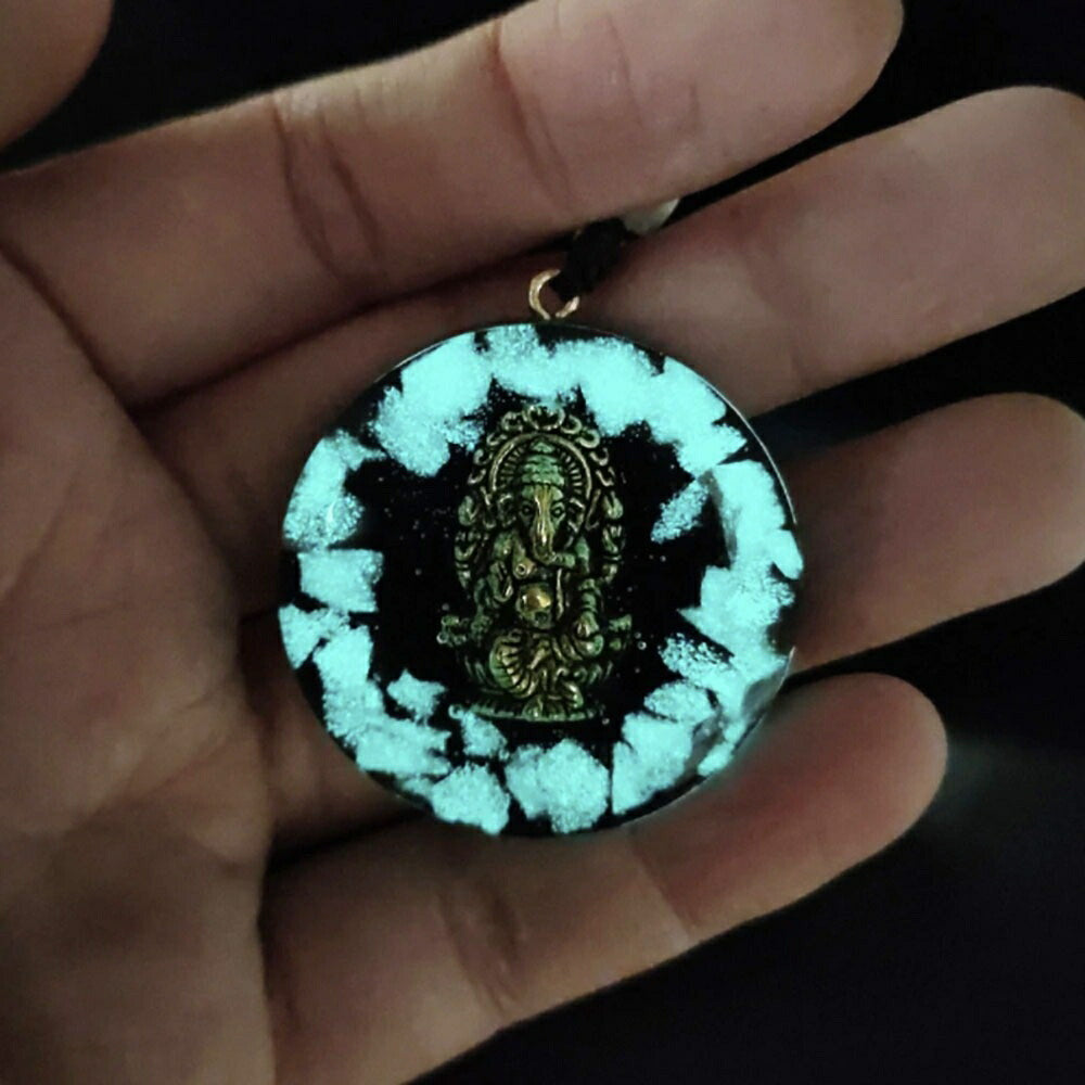 ネックレス | 光るガネーシャ象モチーフ開運ネックレス