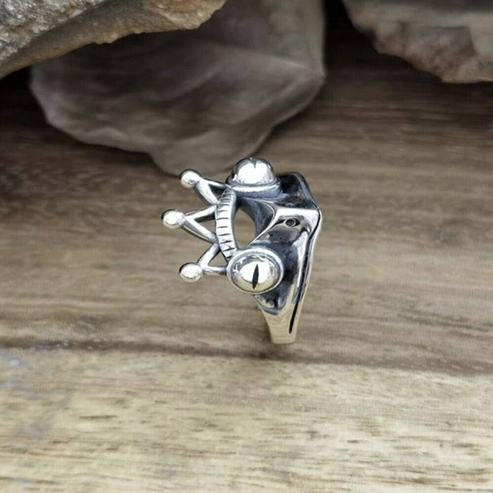 リング | カエルの王冠シルバーリング - ユニークなメンズ＆レディースアクセサリー