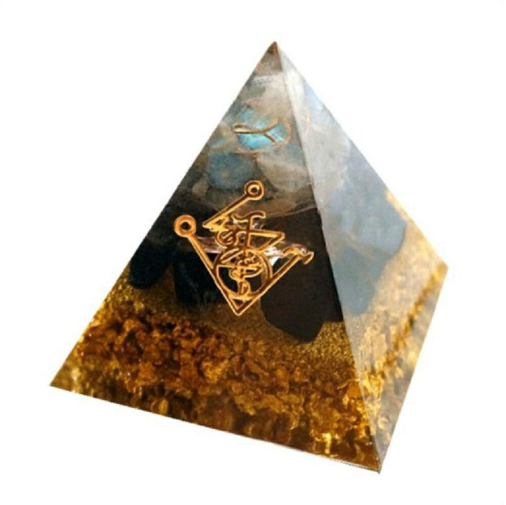 風水 インテリア | エジプト風ピラミッドオルゴナイト：開運・浄化