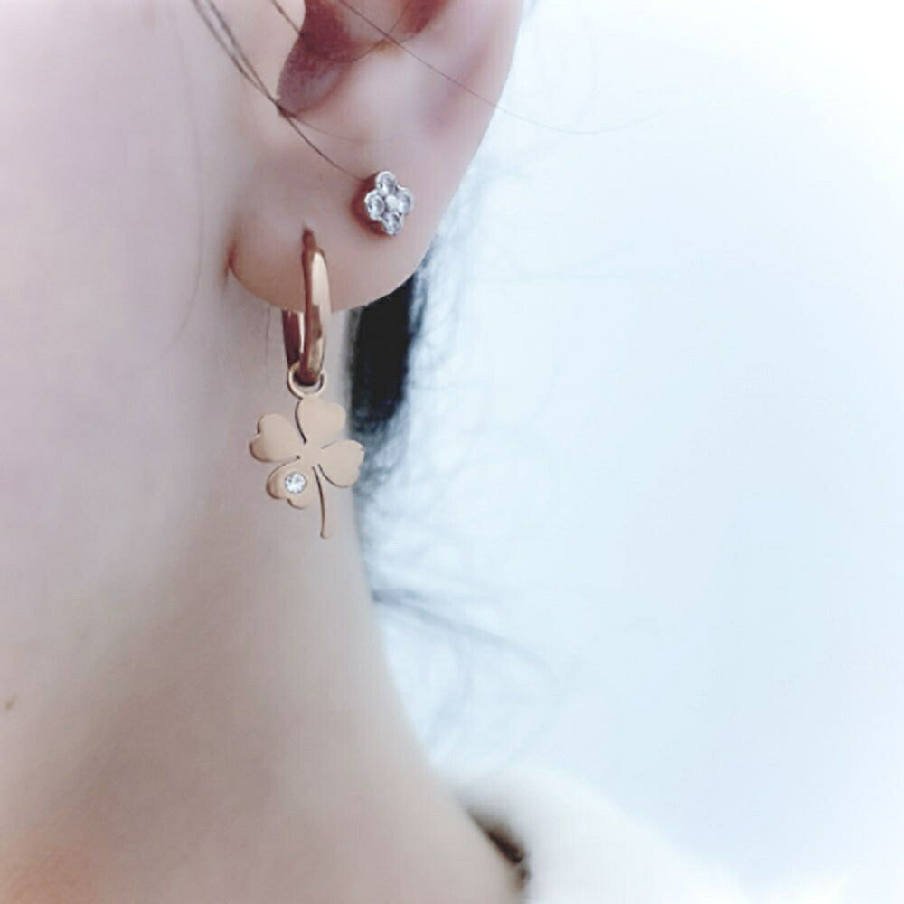 ピアス イヤーカフ | 四つ葉のクローバー ローズゴールド ピアス | 両耳用ジルコニアジュエリー