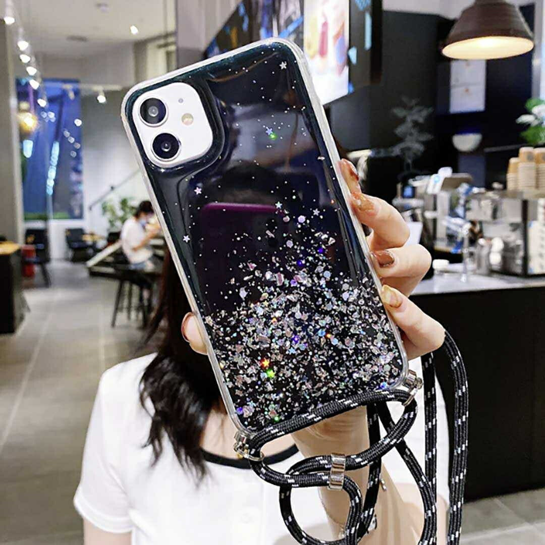 スマホ ヘッドホン | iPhone13用キラキラショルダーケース（ブラック/パープル）