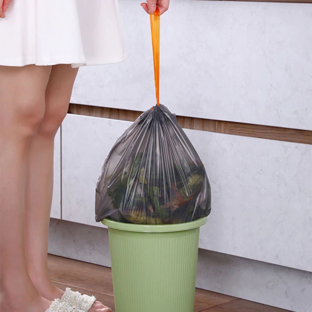 インテリア雑貨 その他 | 半透明ブラックごみ袋 巾着紐付き 75枚入（家庭・業務用）