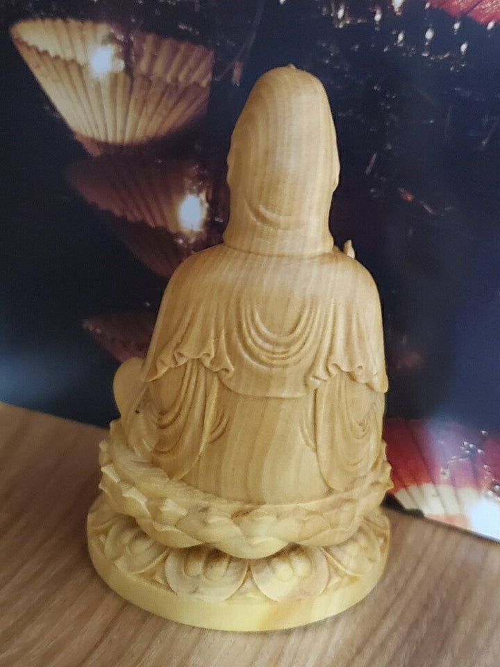 風水 インテリア | 8cm 木彫り座釈迦仏像（桧木製・黄色い箱入り）