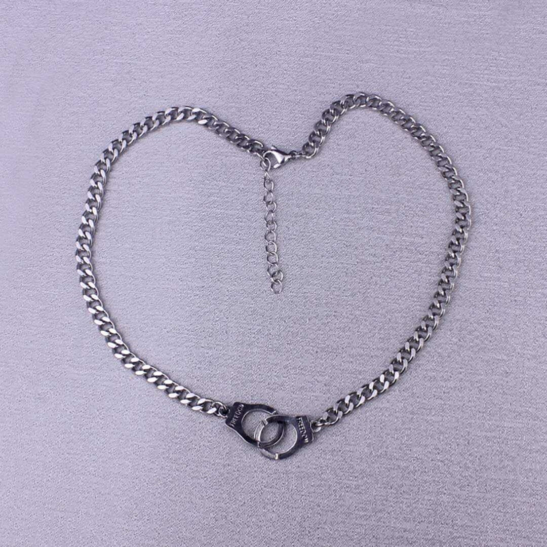 ネックレス | ユニセックス・ハンドカフス風ネックレス【ストリートファッション】