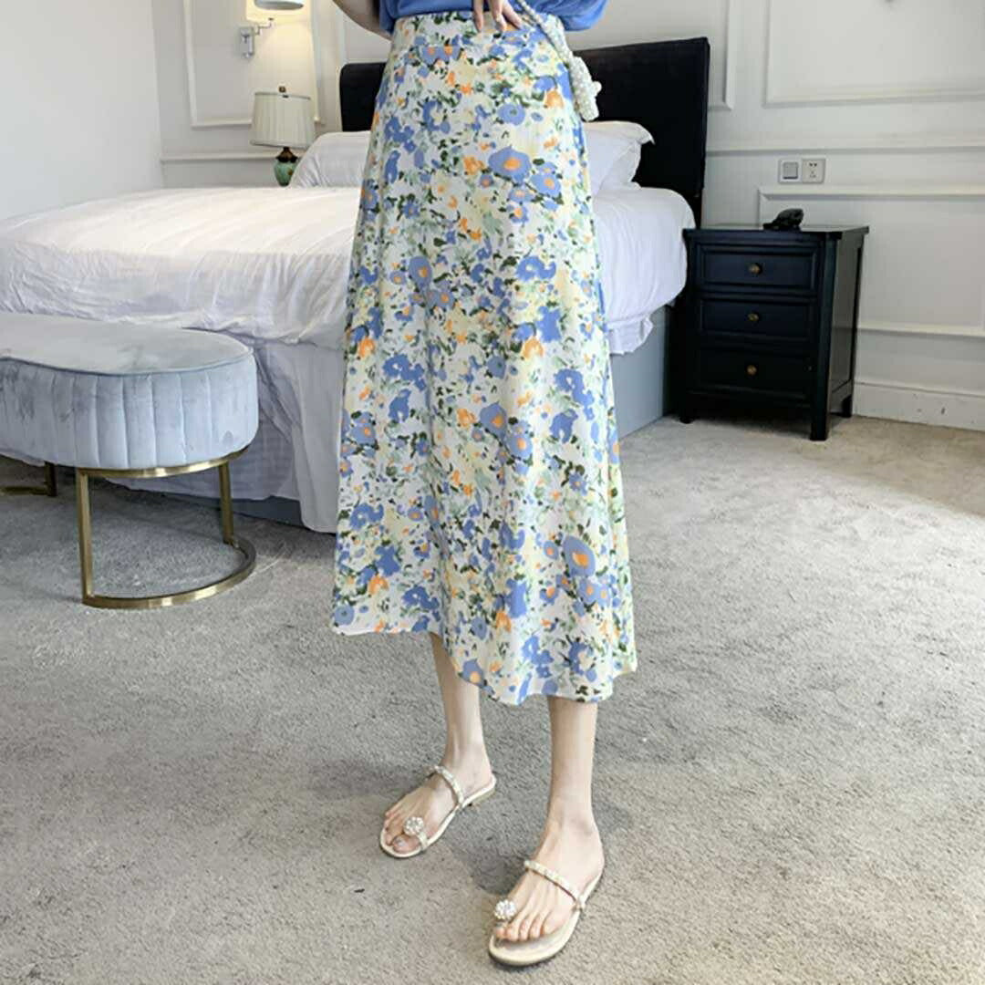 ボトムス 女性 | 青い小花柄フレアスカート レディース マキシ丈