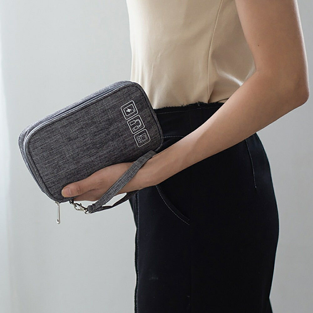 アウトドア用品 その他 | グレー旅行用ポーチ：衣類収納メッシュデザイン