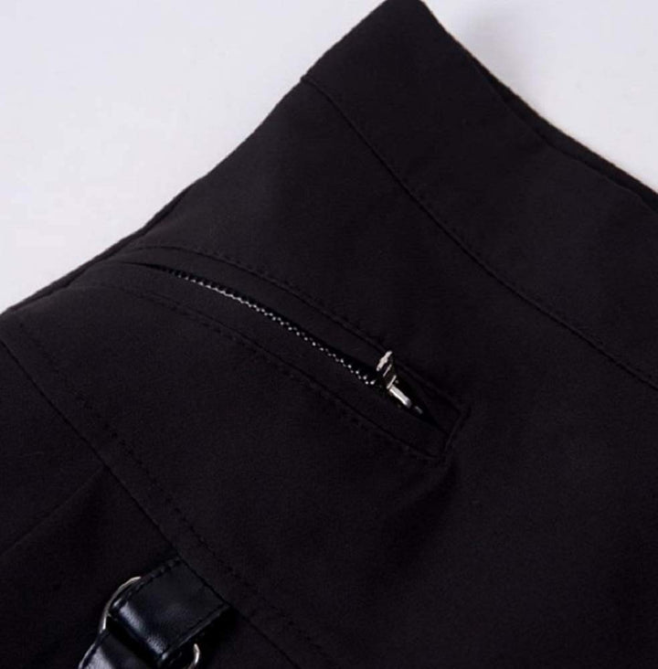 ボトムス 女性 | ゴシックスカート サスペンダー付き フリーサイズ【ブラック/レッド】