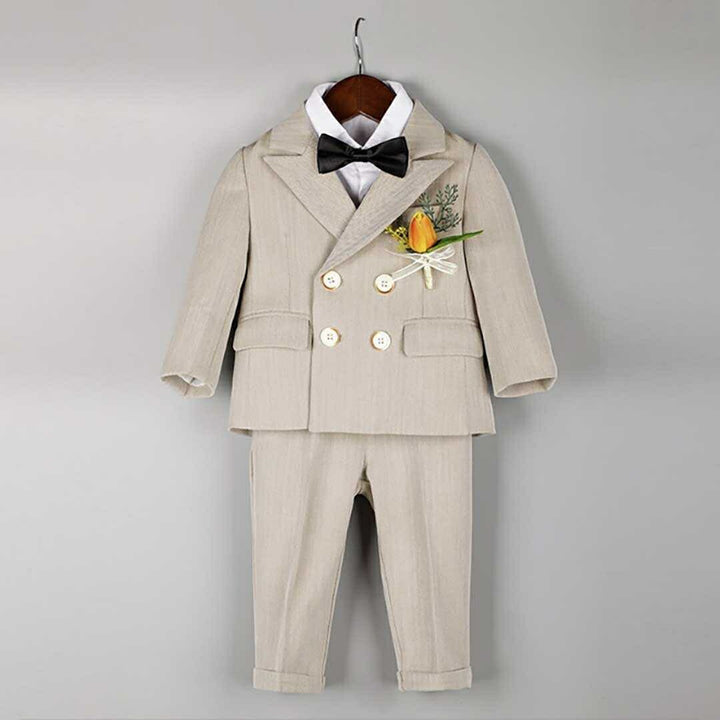 男性ファッション その他 | ベージュ子供スーツ6点セット - 入学・卒業式向け