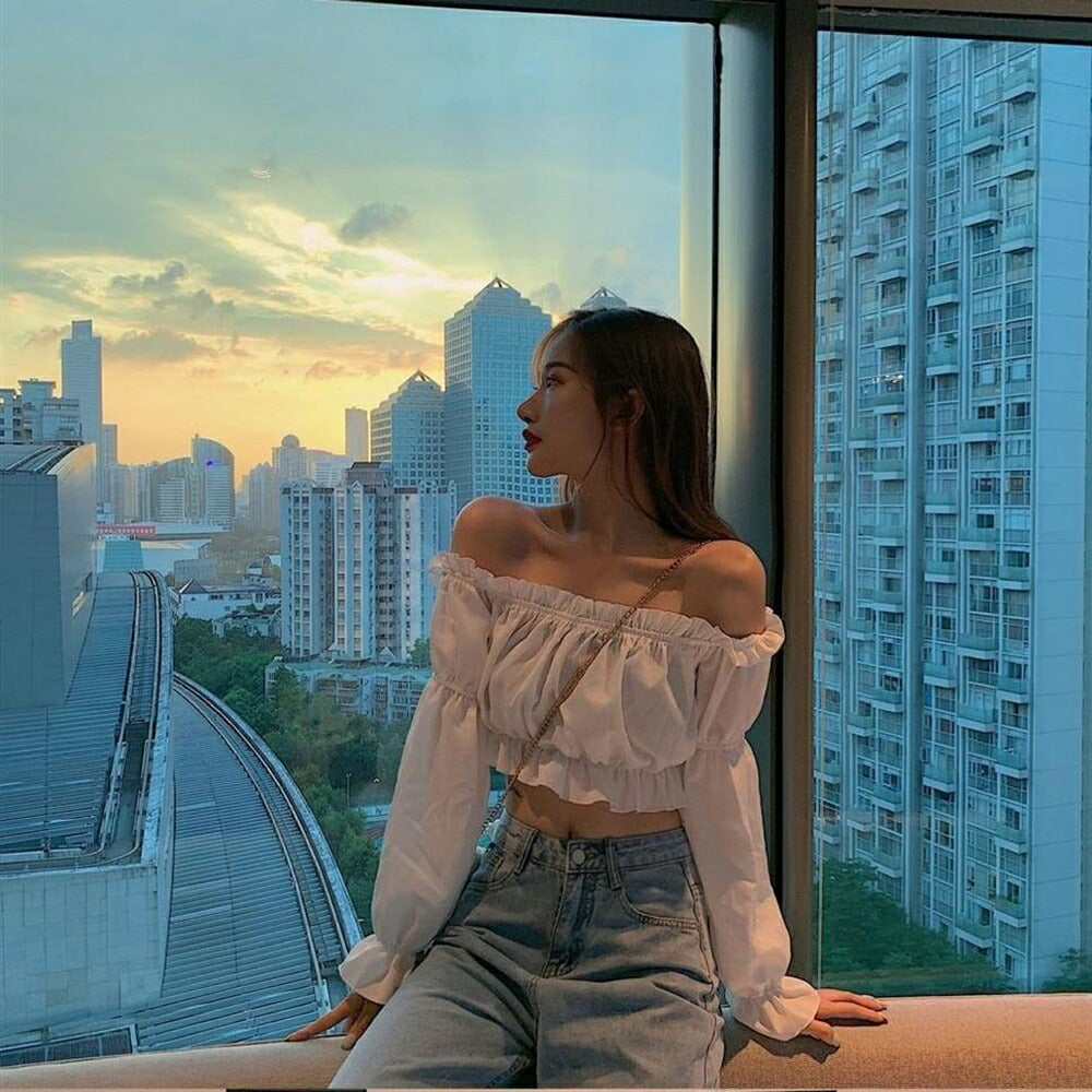 シャツ 女性 | ホワイトオフショルブラウス Mサイズ 春夏向け長袖