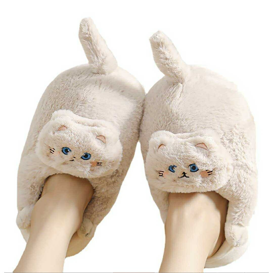 インテリア グッズ | ふわふわ猫の抱きつきぬいぐるみスリッパ