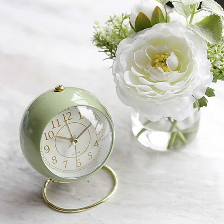 インテリア雑貨 その他 | レトロデザイン目覚まし時計 - ゴールド台座・選べる4カラー