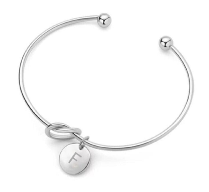 ブレスレット | シルバー イニシャル ノットバングル
