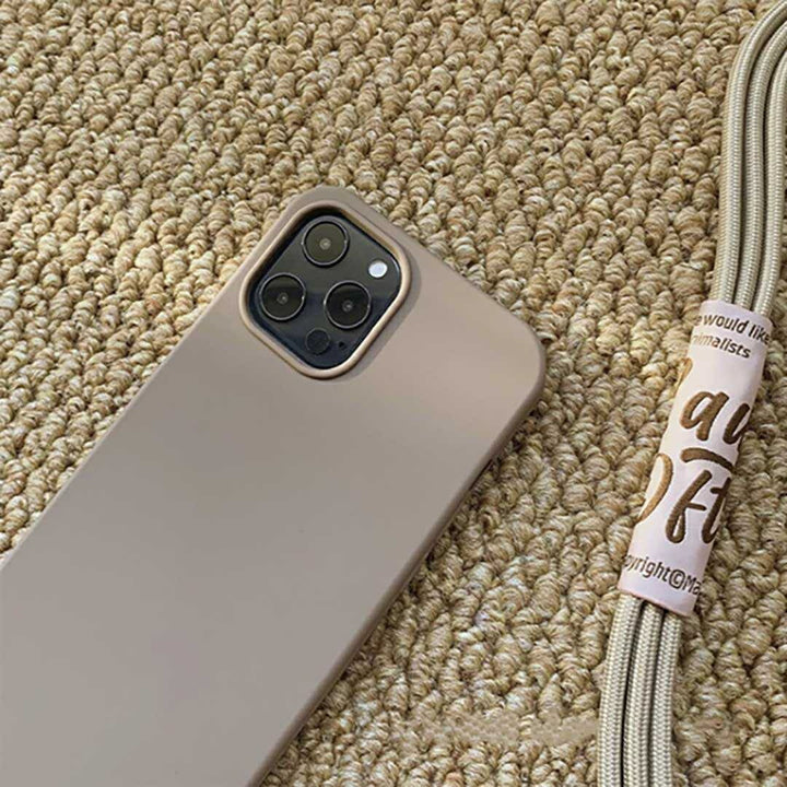 スマホ ヘッドホン | iPhone 13用シリコンケース - ブラウン、ストラップ付き、薄型