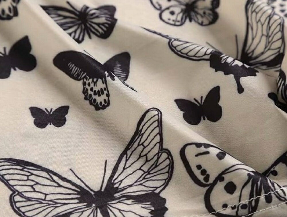 シャツ 女性 | オフホワイト バタフライ柄 ハイネックトップス