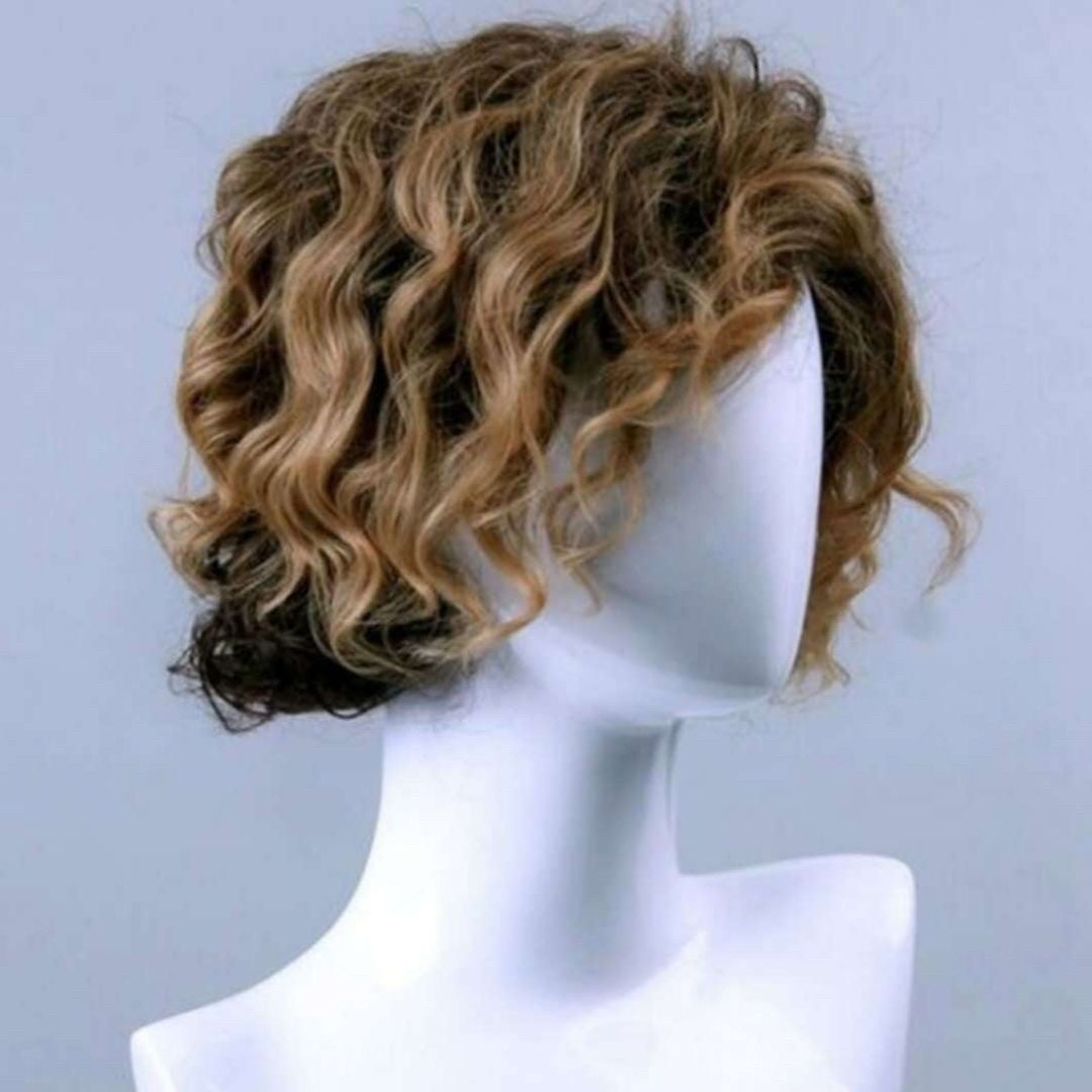 コスプレ小物 | ブラウンロングウェーブフルウィッグ：自然で軽量なナチュラル仕上げ