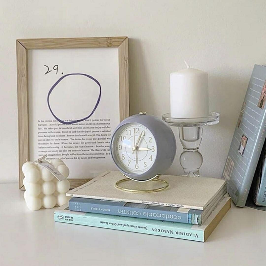 インテリア雑貨 その他 | レトロデザイン目覚まし時計 - ゴールド台座・選べる4カラー