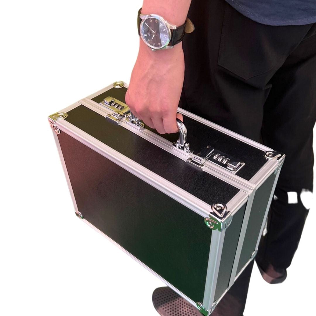 トレカケース | ポケモン・遊戯王対応 27枚収納トレカアタッシュケース