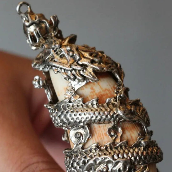 ネックレス | 龍の牙ネックレストップ | メンズ・レディースアクセサリー