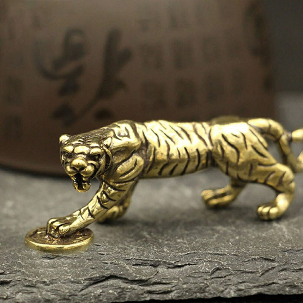 風水 インテリア | 開運風水 虎の置物 古銭踏みつけデザイン