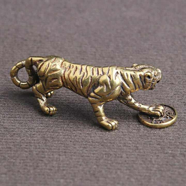 風水 インテリア | 開運風水 虎の置物 古銭踏みつけデザイン