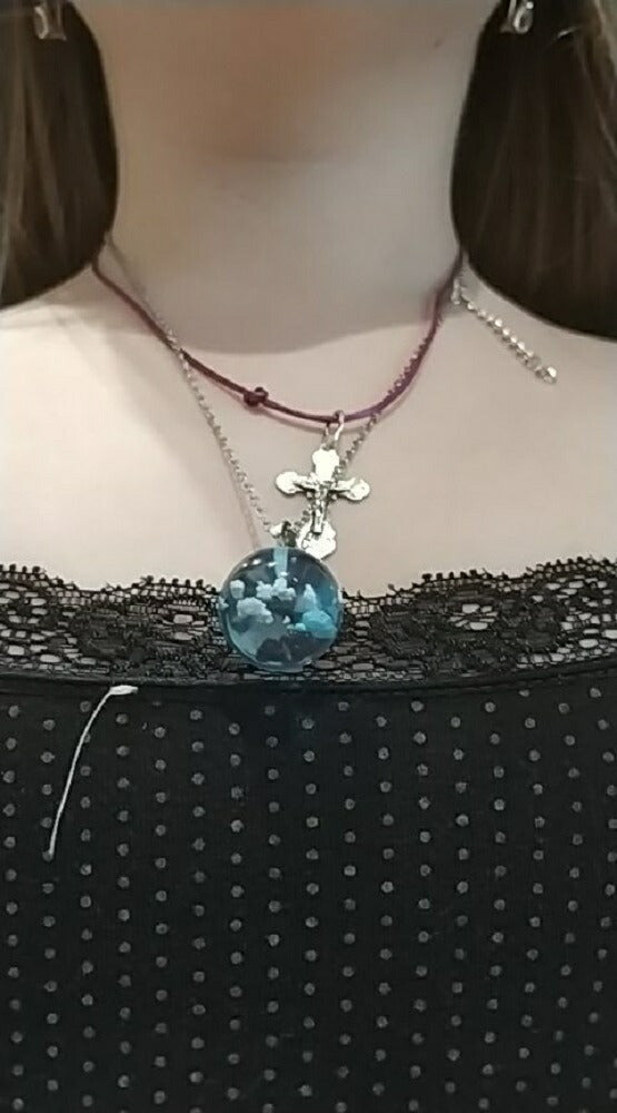 ネックレス | 空と雲の樹脂ネックレス - スピリチュアル風水デザイン